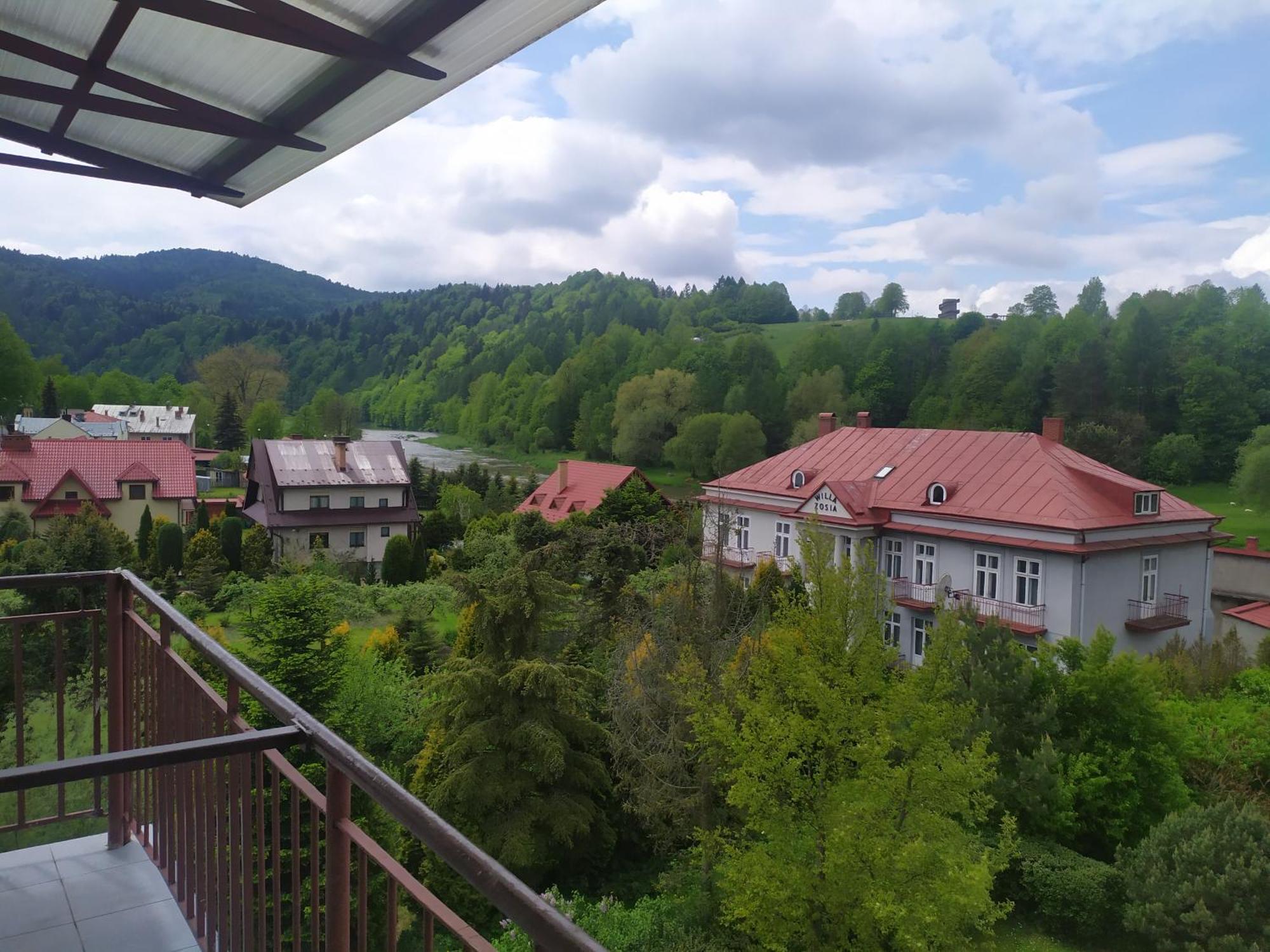 Osrodek Wczasowy Krasniczanka Hotel มูเชนา ภายนอก รูปภาพ